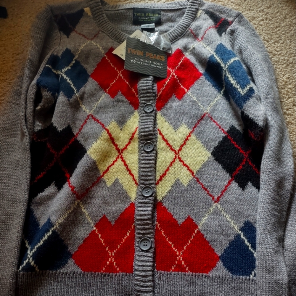 Twin Peaks cardigan